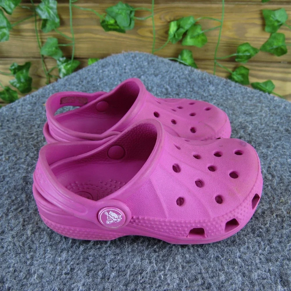 Crocs Girls‎ Clog  Sz T 6-7 Medium Pink Synthetic Slip On
